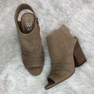 Vince Camuto Kentvi Sandal 7M Peep Toe Booties
